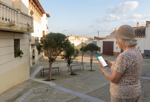 El PSOE de Las Pedrosas pide al Ayuntamiento que permita la coexistencia de los grupos de whatsapp y el tradicional tablón municipal para difundir la información del consistorio